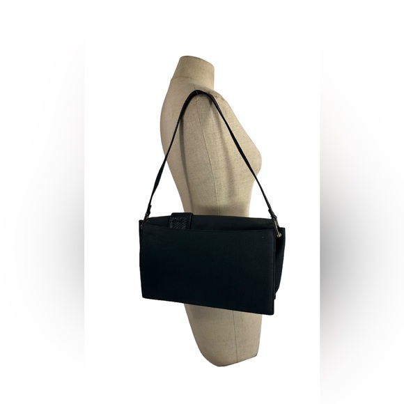 Vintage GIANNI VERSACE black canvas shoulder bag snake trim with duster - Picture 3 of 16